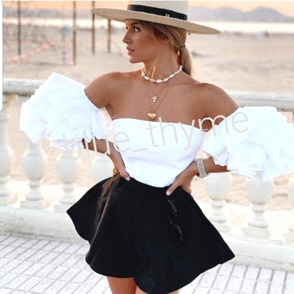 Zara Tops - Zara RUFFLED Poplin Top